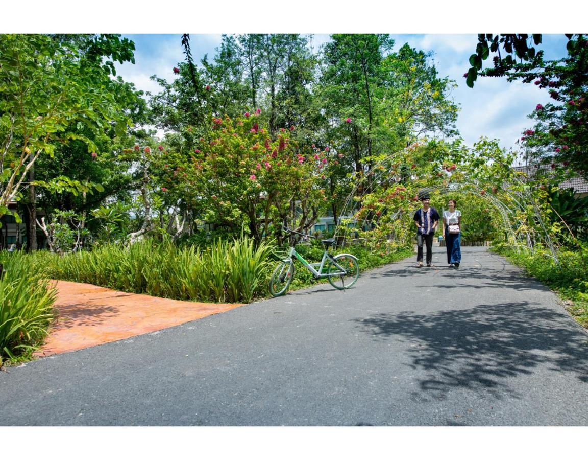 At Rice Resort Nakhon Nayok Exterior foto